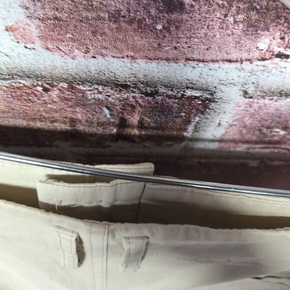 A New Day Tan High Rise Chino Shorts Size 8 Cotton Casual Everyday NEW - Picture 5 of 5